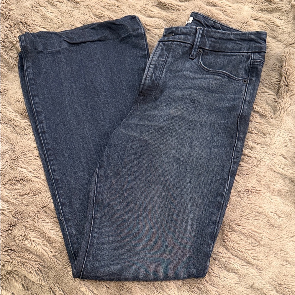 Good American bootcut jeans 8/29